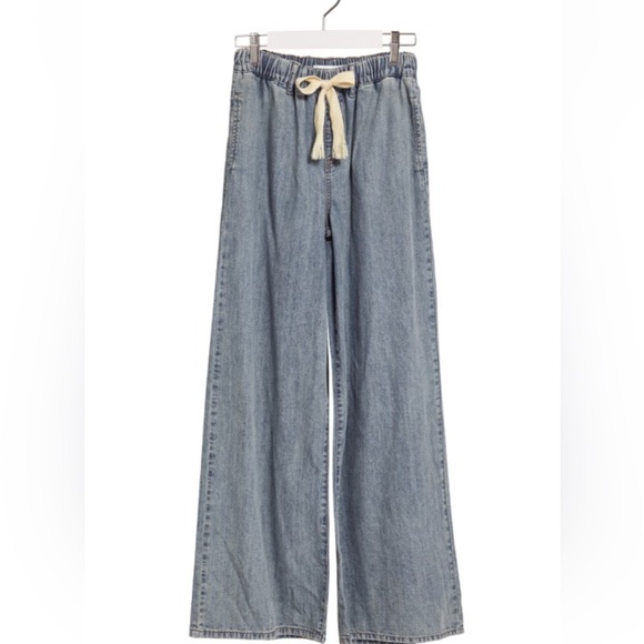 Zenana Outfitters Denim - Zenana Outfitters Light Blue Wide Leg Jeans with Cream Drawstring